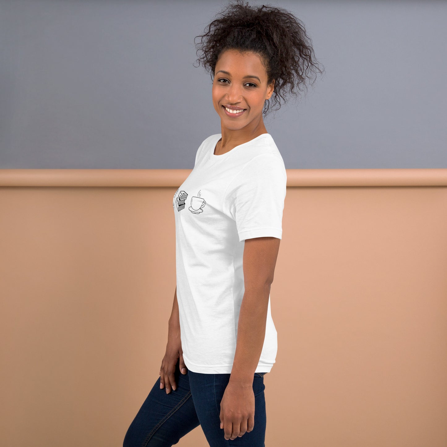 Cat Books Tea Unisex t-shirt